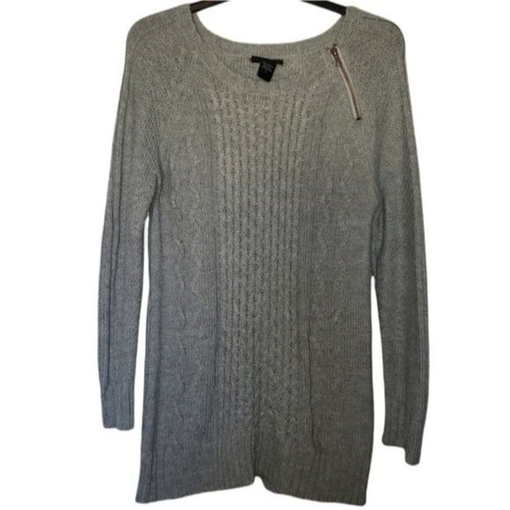 3/$15 Hooked Up Zipper Detail Cable Knit Sweater Size Large
